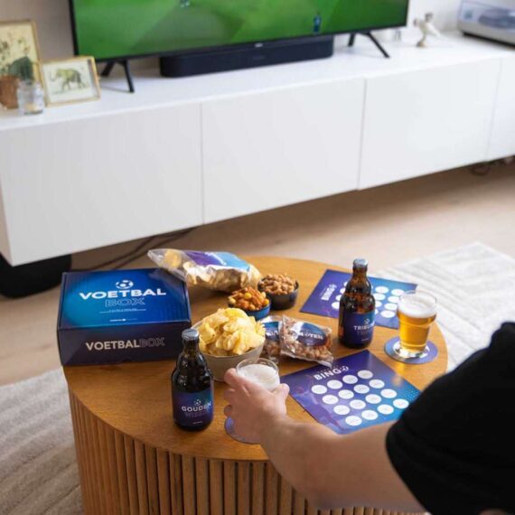 Voetbal Box | Borrelen tijdens een voetbalwedstrijd - Afbeelding 4